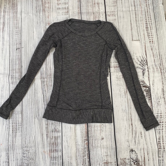 lululemon athletica Tops - Lululemon Grey Long Sleeve Soft Knit Top - Size 2